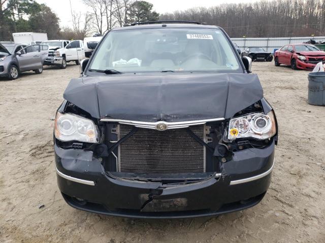 Photo 5 from auction – 2010 CHRYSLER TOWN & COU with VIN 2A4RR6DX0AR206959