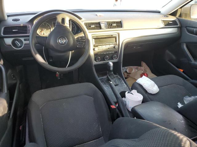 Photo 8 from auction – 2015 VOLKSWAGEN PASSAT S with VIN 1VWAT7A38FC042305