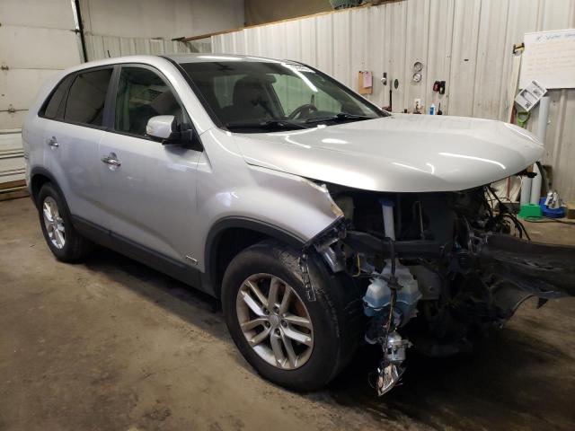 Photo 4 from auction – 2014 KIA SORENTO LX with VIN 5XYKTCA60EG544522