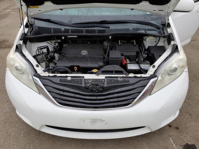 Photo 12 from auction – 2011 TOYOTA SIENNA LE with VIN 5TDKK3DC1BS076271