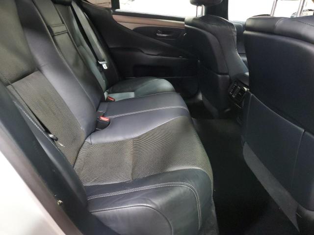 Photo 10 from auction – 2016 LEXUS LS 460 with VIN JTHCL5EF0G5026429