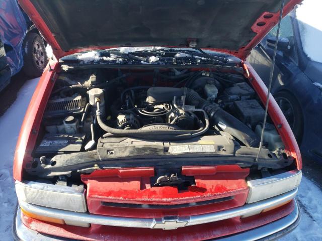 Photo 12 from auction – 2000 CHEVROLET BLAZER with VIN 1GNDT13W3Y2376410