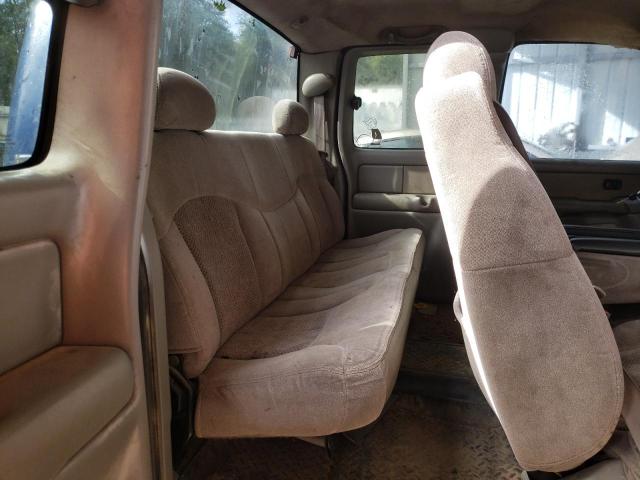 Photo 10 from auction – 2000 CHEVROLET SILVERADO with VIN 1GCEK19T4YE313232