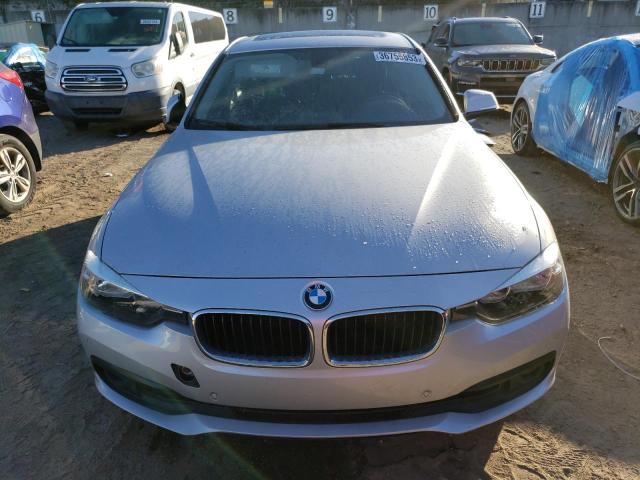 Photo 5 from auction – 2017 BMW 320 I with VIN WBA8E1G55HNU13958