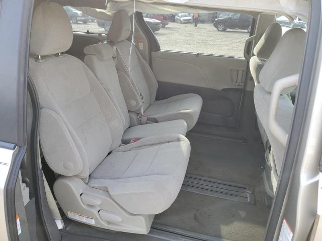 Photo 11 from auction – 2017 TOYOTA SIENNA LE with VIN 5TDKZ3DC1HS788087