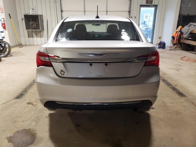 Photo 6 from auction – 2012 CHRYSLER 200 TOURIN with VIN 1C3CCBBB1CN127401