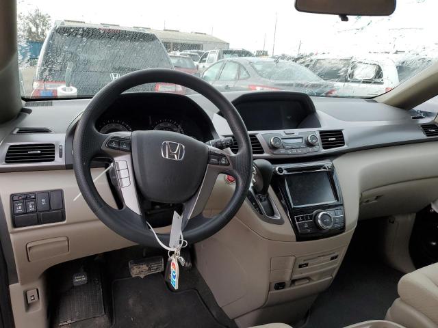 Photo 8 from auction – 2017 HONDA ODYSSEY SE with VIN 5FNRL5H33HB008312