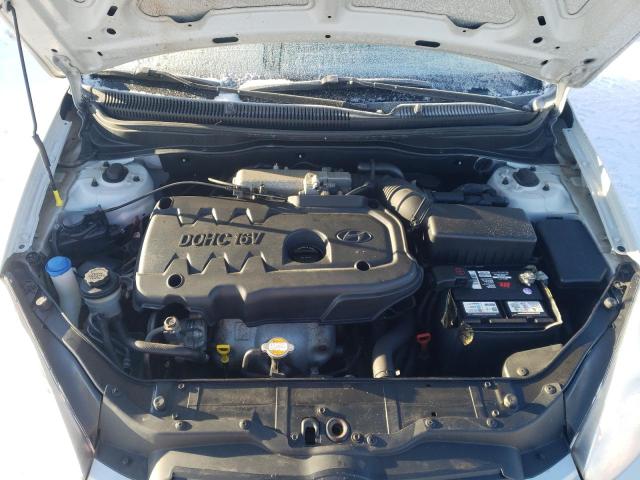 Photo 11 from auction – 2010 HYUNDAI ACCENT GLS with VIN KMHCN4BC3AU515108