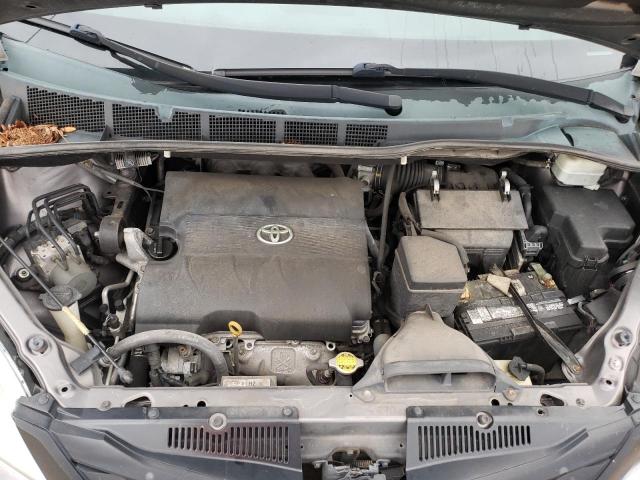 Photo 12 from auction – 2011 TOYOTA SIENNA with VIN 5TDZK3DC5BS131772