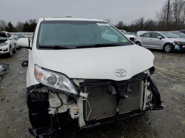 Photo 5 from auction – 2012 TOYOTA SIENNA XLE with VIN 5TDDK3DC2CS043760