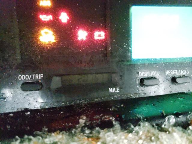 Photo 9 from auction – 2000 TOYOTA AVALON XL with VIN 4T1BF28B7YU106048