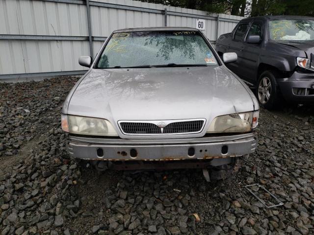 Photo 11 from auction – 2001 INFINITI G20 with VIN JNKCP11A61T402657
