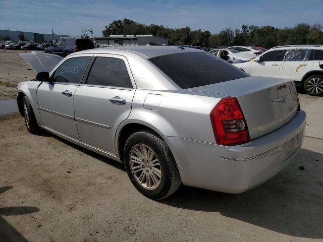 Photo 2 from auction – 2010 CHRYSLER 300 TOURIN with VIN 2C3CA5CV6AH105772