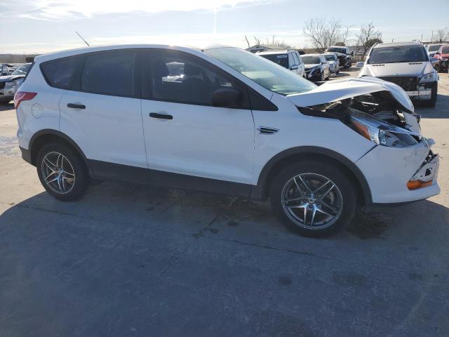 Photo 4 from auction – 2016 FORD ESCAPE S with VIN 1FMCU0F71GUB36240