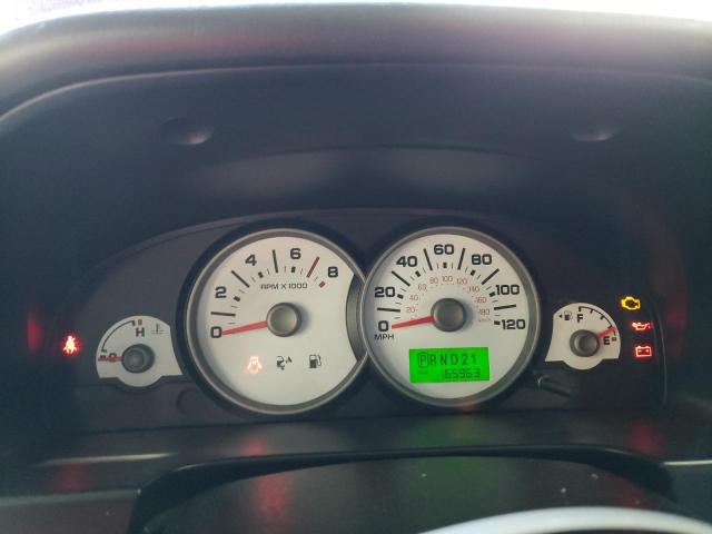 Photo 9 from auction – 2005 FORD ESCAPE XLS with VIN 1FMYU92Z65KC94132