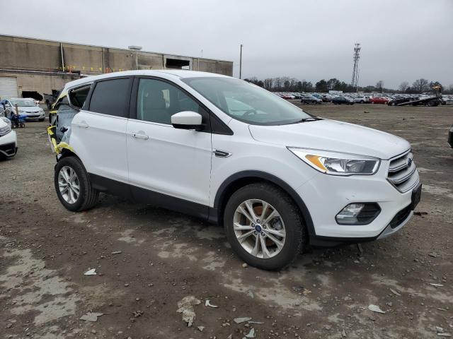 Photo 4 from auction – 2019 FORD ESCAPE SE with VIN 1FMCU9GD7KUB44246