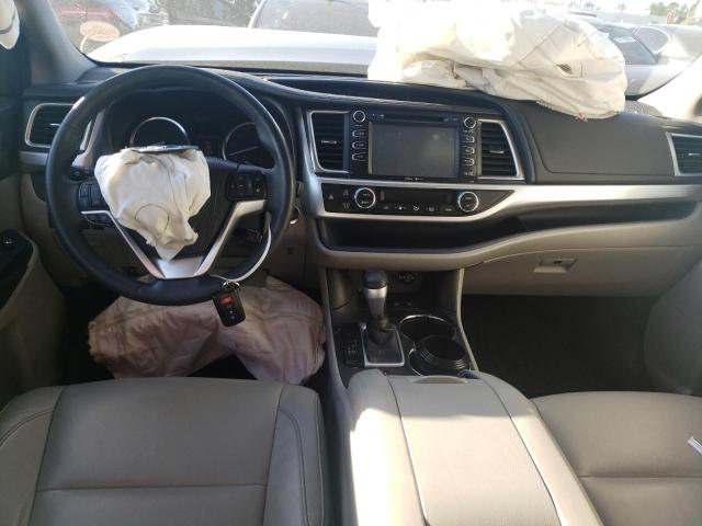Foto 8 de la subasta – 2015 TOYOTA HIGHLANDER con VIN 5TDJKRFH4FS217122
