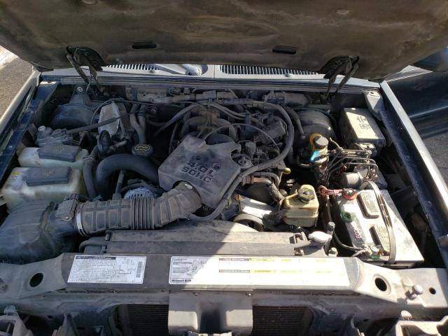 Photo 11 from auction – 2002 FORD EXPLORER S with VIN 1FMZU67E12UC67929