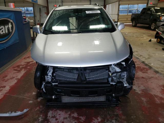 Photo 5 from auction – 2017 CHEVROLET TRAX 1LT with VIN 3GNCJLSBXHL204613