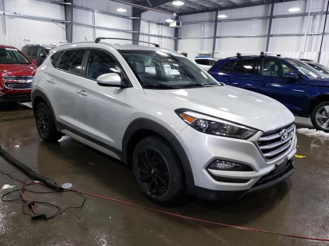 Photo 4 from auction – 2017 HYUNDAI TUCSON LIM with VIN KM8J3CA48HU546656
