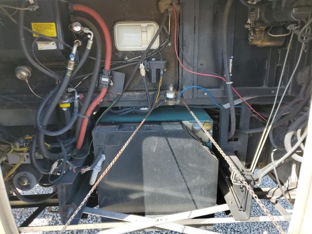 Photo 7 from auction – 2005 HOLR MOTORHOME with VIN 1RF51344451034678