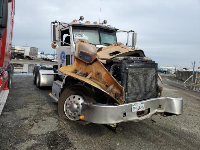 Photo 4 from auction – 2010 PETERBILT 386 with VIN 1XPHD09XXAD109467