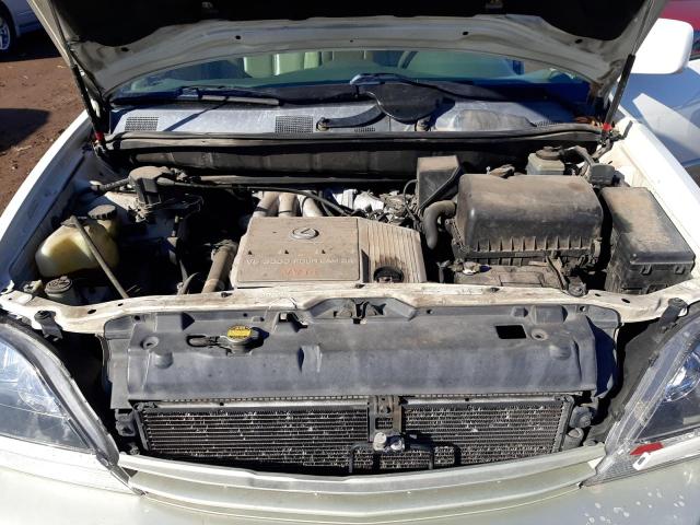 Photo 11 from auction – 2000 LEXUS RX 300 with VIN JT6GF10U5Y0080761