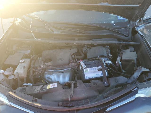 Photo 11 from auction – 2017 TOYOTA RAV4 LE with VIN JTMZFREV5HJ717269