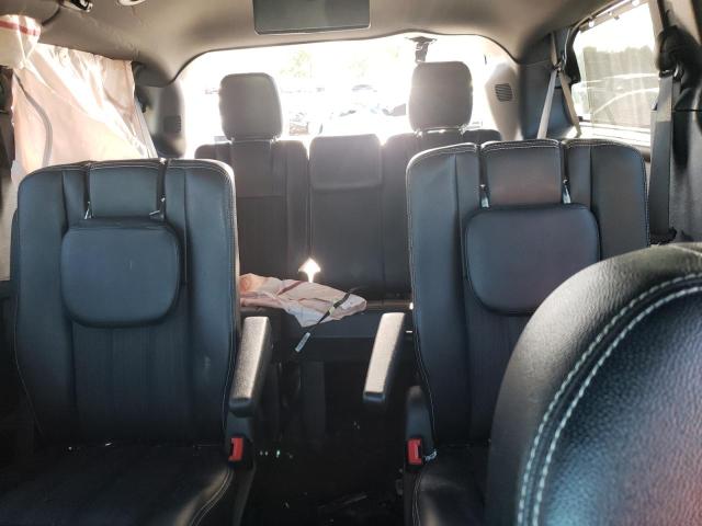 Photo 10 from auction – 2016 CHRYSLER TOWN & COU with VIN 2C4RC1HG9GR199927