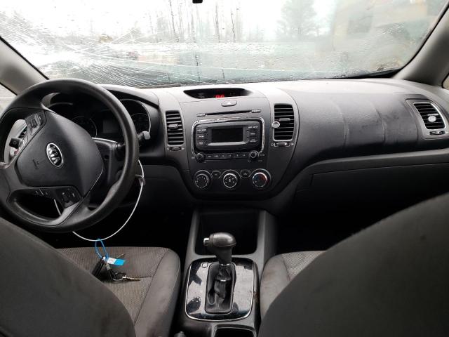 Photo 8 from auction – 2017 KIA FORTE LX with VIN 3KPFK4A71HE033406
