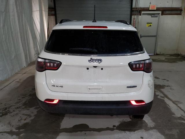 Photo 6 from auction – 2018 JEEP COMPASS LA with VIN 3C4NJDBB8JT373090