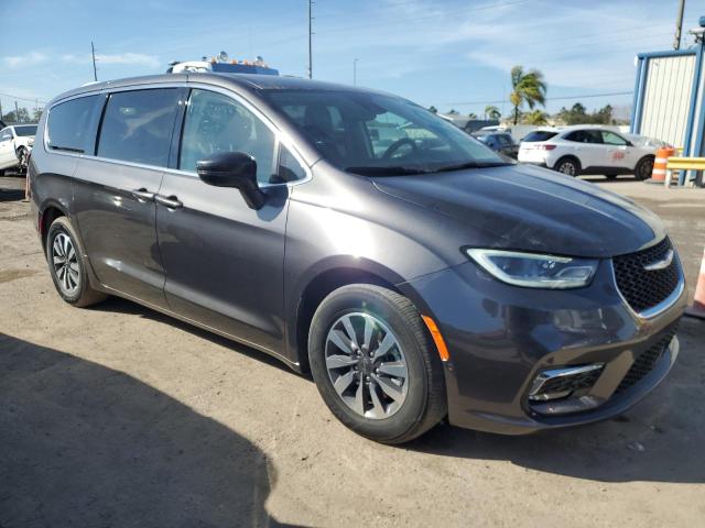 Photo 4 from auction – 2022 CHRYSLER PACIFICA H with VIN 2C4RC1L7XNR121144