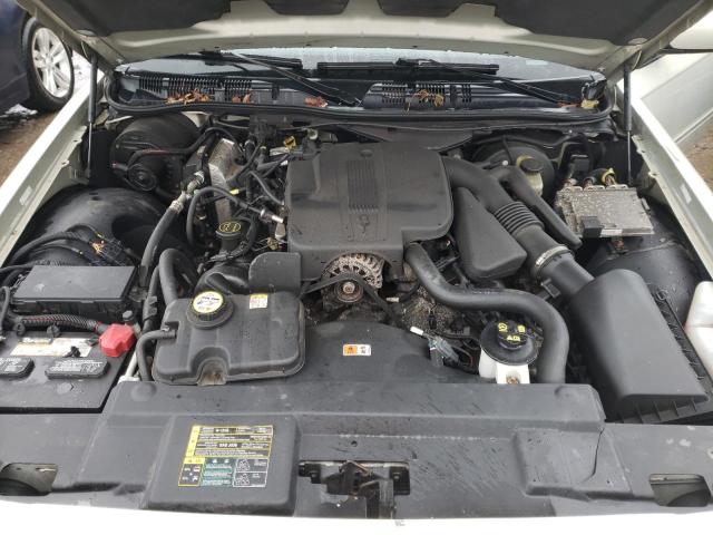 Photo 11 from auction – 2005 MERCURY GRAND MARQ with VIN 2MEFM75W15X636647