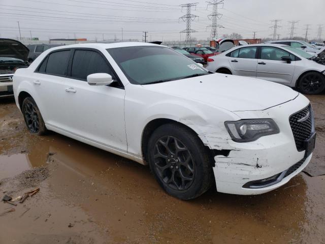 Photo 4 from auction – 2018 CHRYSLER 300 S with VIN 2C3CCAGGXJH165665