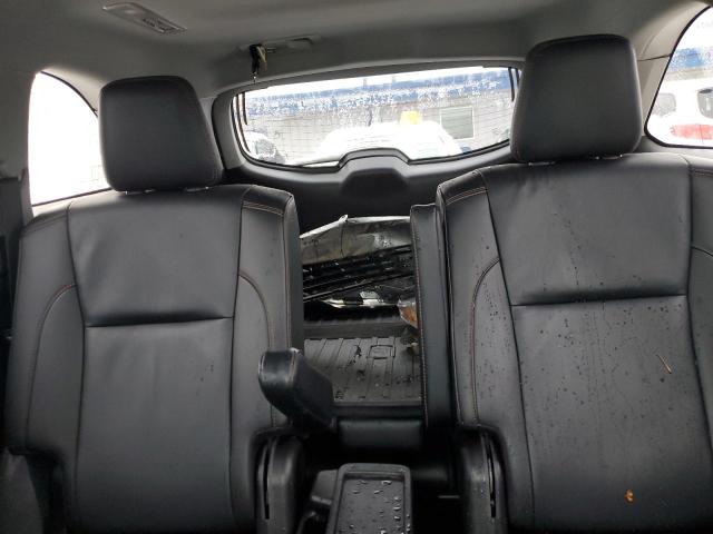 Photo 10 from auction – 2019 TOYOTA HIGHLANDER with VIN 5TDJZRFH8KS585633
