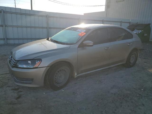 Photo 1 from auction – 2015 VOLKSWAGEN PASSAT S with VIN 1VWAT7A38FC042305