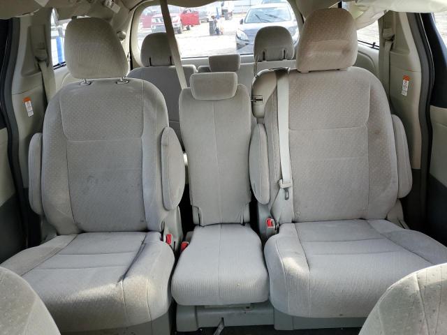 Photo 10 from auction – 2017 TOYOTA SIENNA LE with VIN 5TDKZ3DC1HS788087