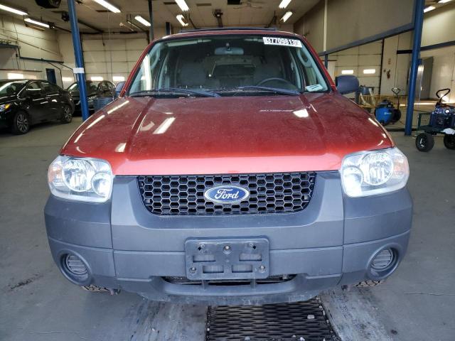 Photo 5 from auction – 2005 FORD ESCAPE XLS with VIN 1FMYU92Z65KC94132