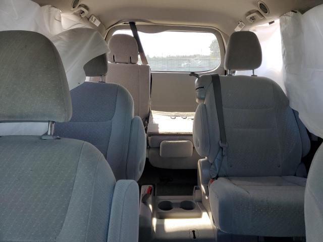 Photo 10 from auction – 2018 TOYOTA SIENNA LE with VIN 5TDKZ3DC9JS962011