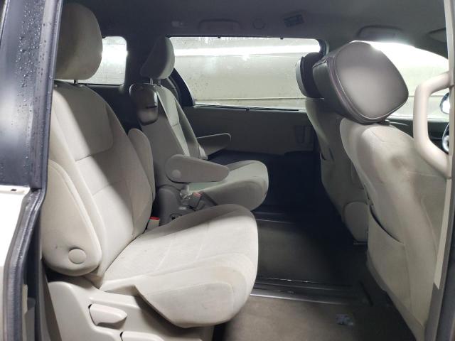 Photo 10 from auction – 2017 TOYOTA SIENNA LE with VIN 5TDKZ3DC6HS842256