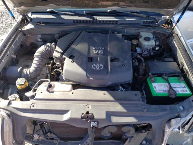 Photo 11 from auction – 2004 TOYOTA 4RUNNER SR with VIN JTEZU14RX40026679