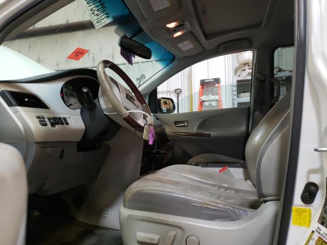 Photo 7 from auction – 2013 TOYOTA SIENNA XLE with VIN 5TDDK3DC8DS053081