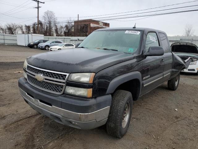 CHEVROLET SILVERADO 2005 with VIN 1GCHK29U45E257350 - Photo from auction