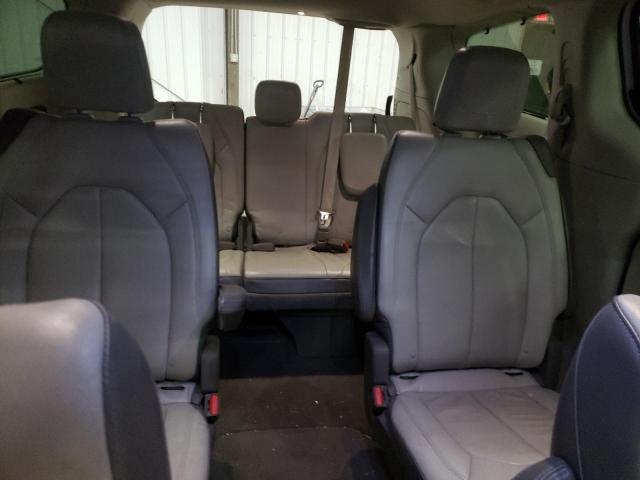Photo 10 from auction – 2017 CHRYSLER PACIFICA T with VIN 2C4RC1BGXHR720230