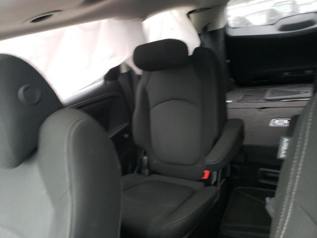 Photo 10 from auction – 2015 CHEVROLET TRAVERSE L with VIN 1GNKVGKD1FJ117289