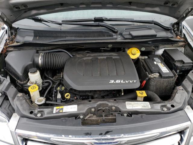 Photo 12 from auction – 2016 CHRYSLER TOWN AND C with VIN 2C4RC1AGXGR159477