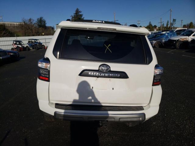 Photo 6 from auction – 2020 TOYOTA 4RUNNER SR with VIN JTEBU5JR9L5782616