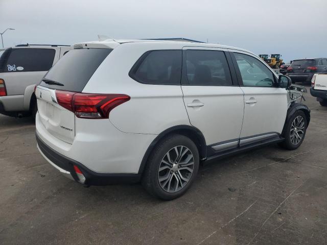 Photo 3 from auction – 2018 MITSUBISHI OUTLANDER with VIN JA4AD2A35JZ033046