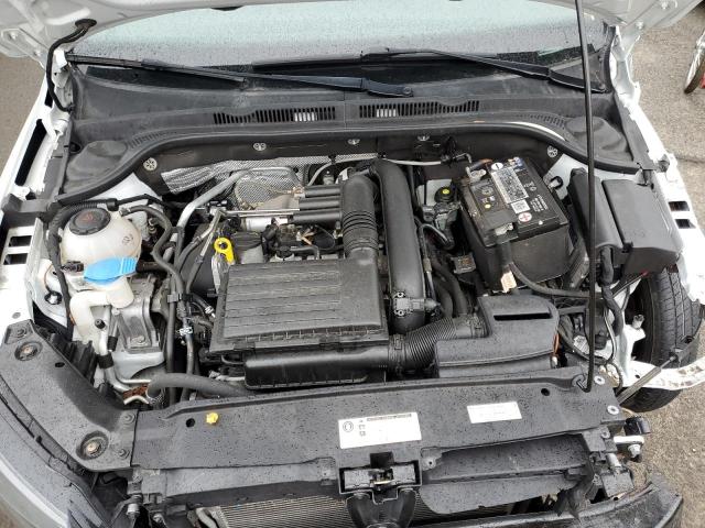 Photo 11 from auction – 2018 VOLKSWAGEN JETTA S with VIN 3VW2B7AJ0JM230149