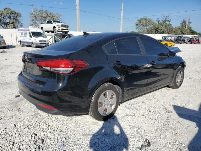 Photo 3 from auction – 2017 KIA FORTE LX with VIN 3KPFK4A77HE045978